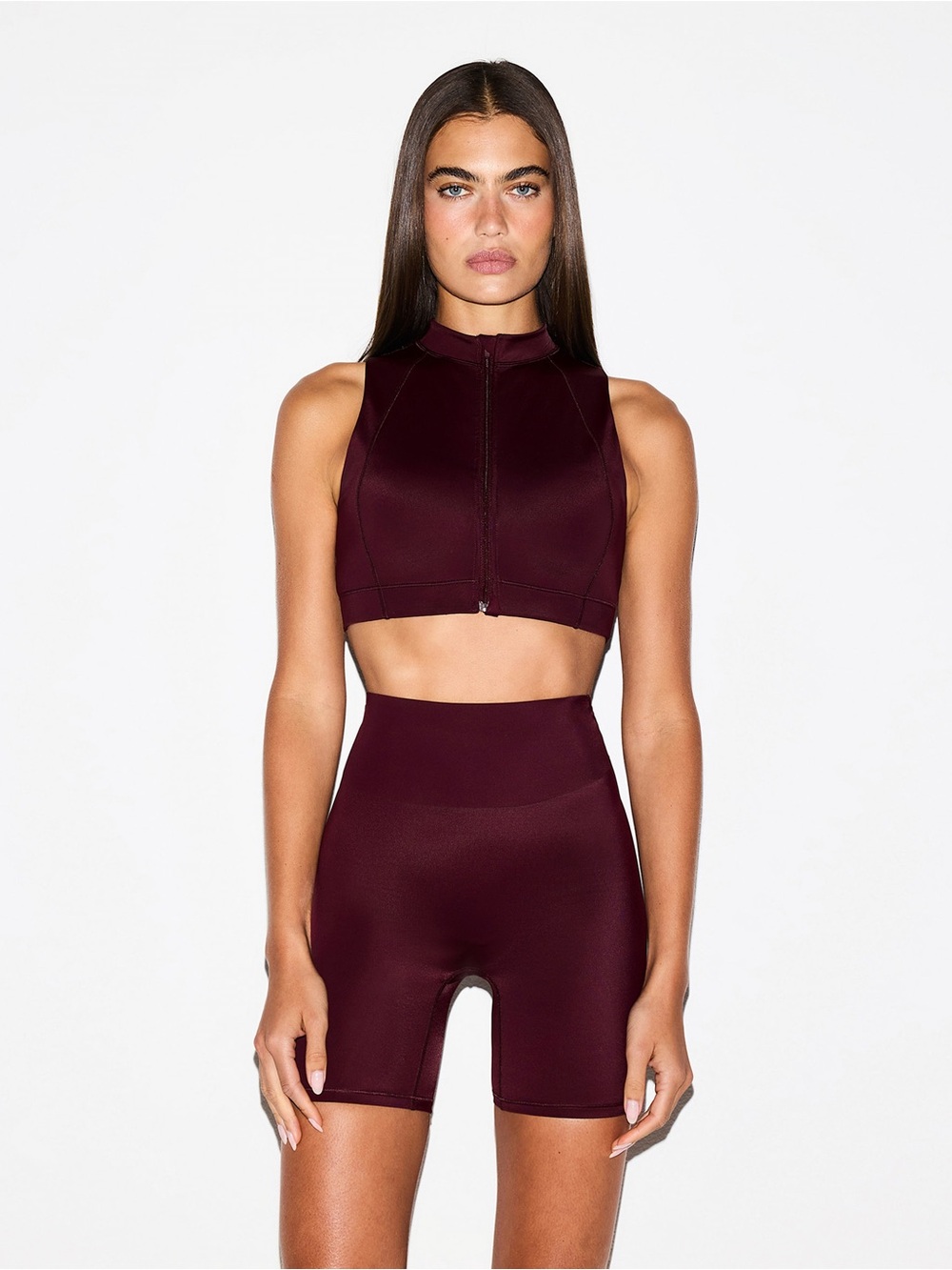 NikeSKIMS Shine Women's High-Waisted 5" Biker Shorts  CURRANT)